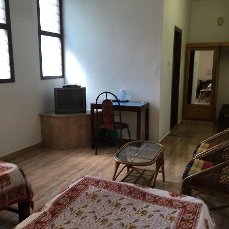 Homestead Hotel กัตตะยัม ภายนอก รูปภาพ
